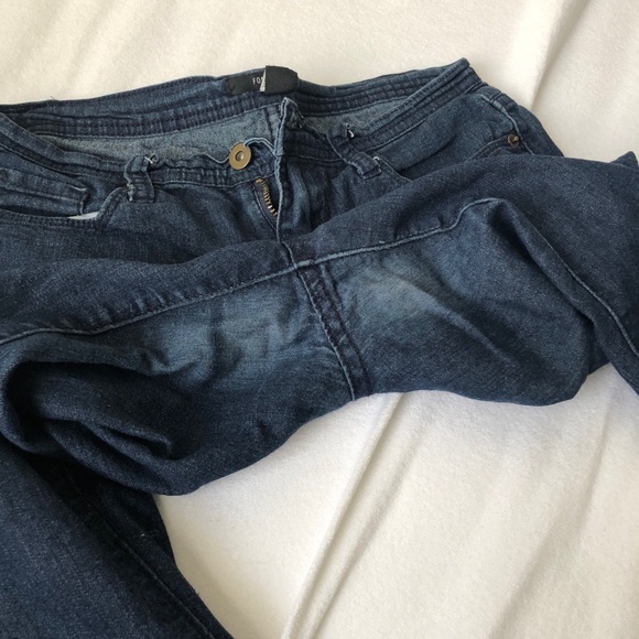 (FREE w/ $25 purchase) Forever 21 jean bundle - Picture 10 of 16